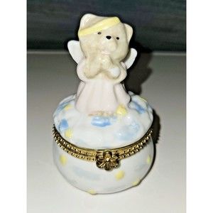 Vintage Praying Angel Bear Magnetic Trinket Box Porcelain Figurine 3.5"